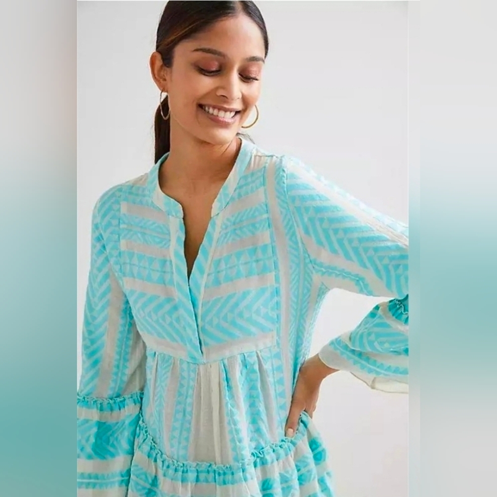 Devotion TWINS Aqua and White Geometric Dress